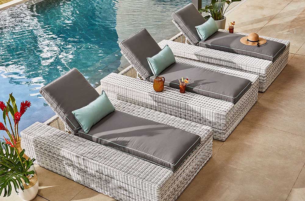 Woodard Outdoor Furniture