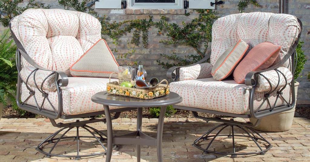 Woodard Outdoor Furniture