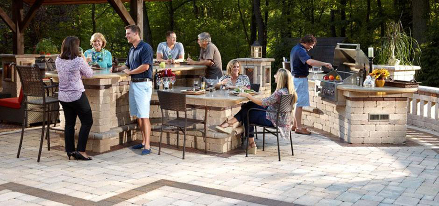 Expand Your Outdoor Living Space with a Hardscape Patio